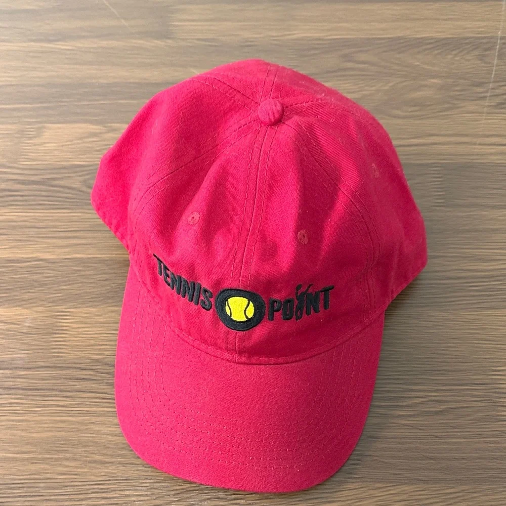 tennis point stylish red